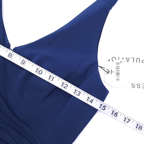 NWT Dress The Population Navy Blue Sam Ruched V Neck Jumpsuit Size XS - Picture 3 of 11